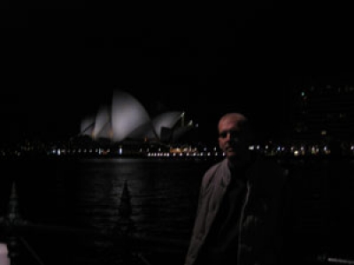 Alex vor der Sydney Oper